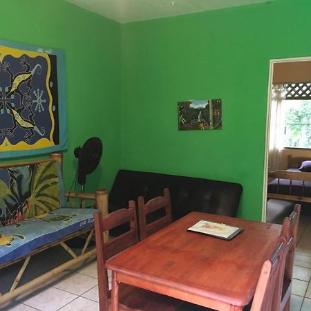 Хостел Las Casitas De Playa Negra Puerto Viejo de Talamanca Екстер'єр фото