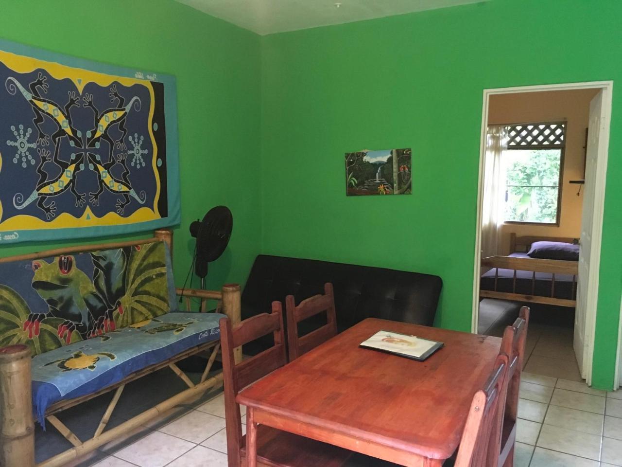 Хостел Las Casitas De Playa Negra Puerto Viejo de Talamanca Екстер'єр фото